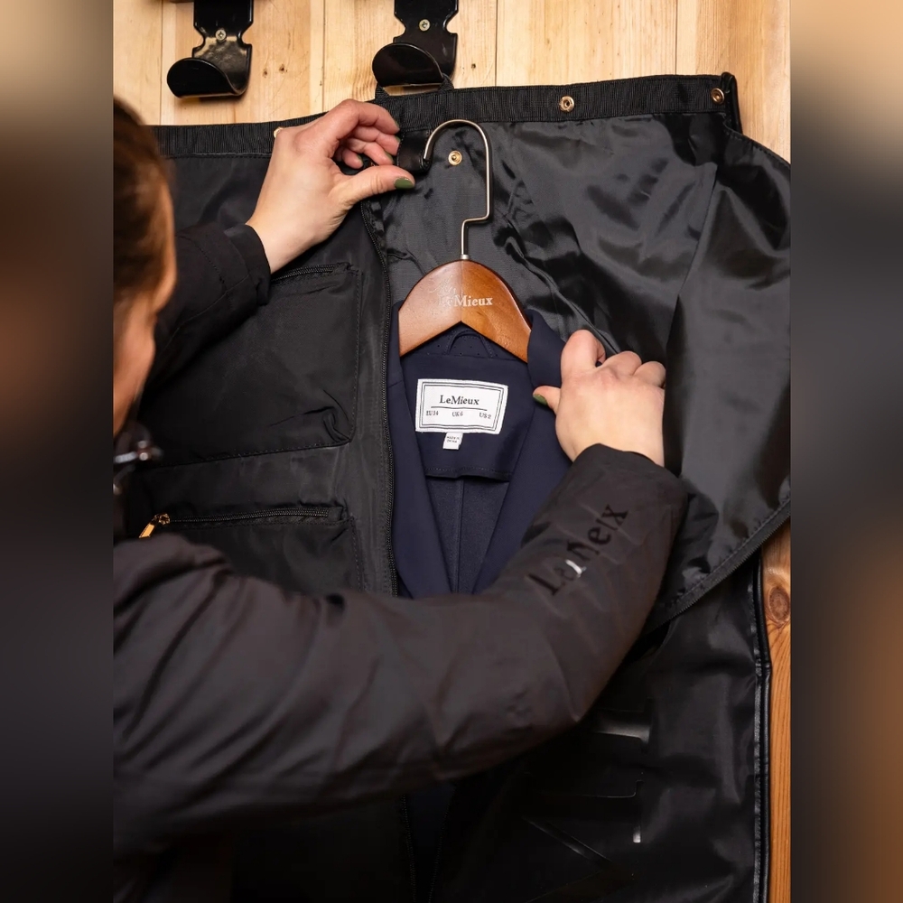LeMieux Luxe Show Jacket Duffle Bag Black - Picture 5 of 8